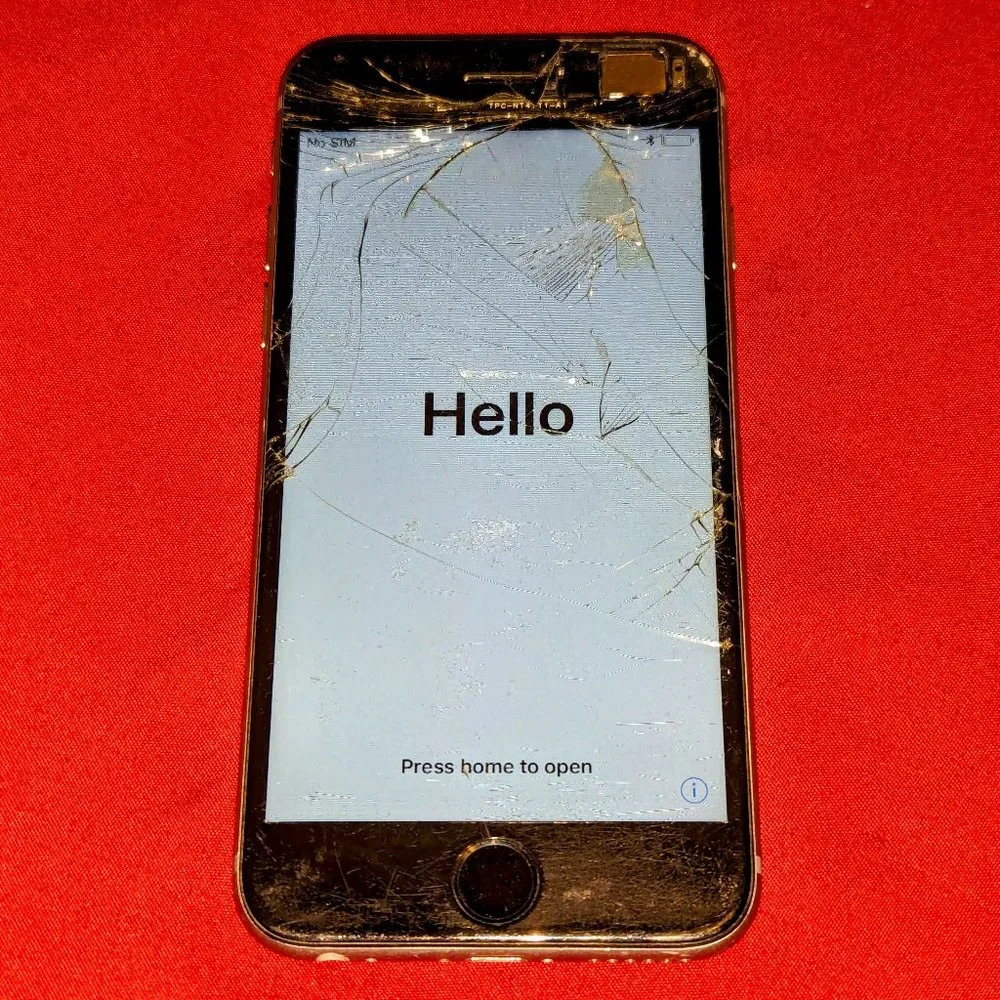 iPhone 6 (A1549) - 16 GB (For parts)***